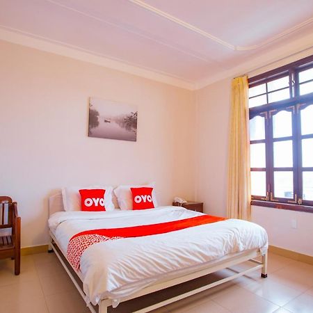 OYO 720 Glenda Hotel Hue Buitenkant foto
