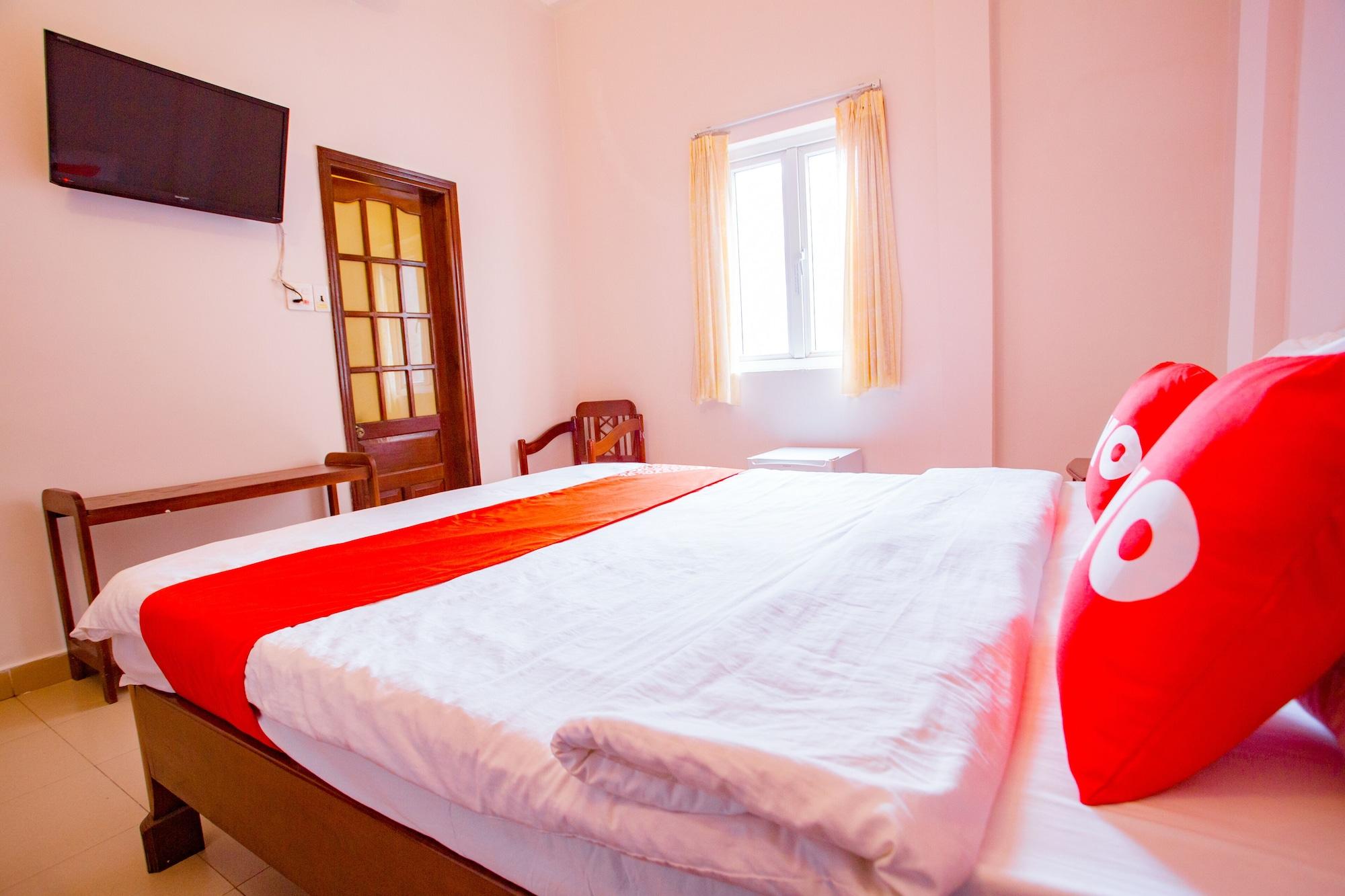 OYO 720 Glenda Hotel Hue Buitenkant foto